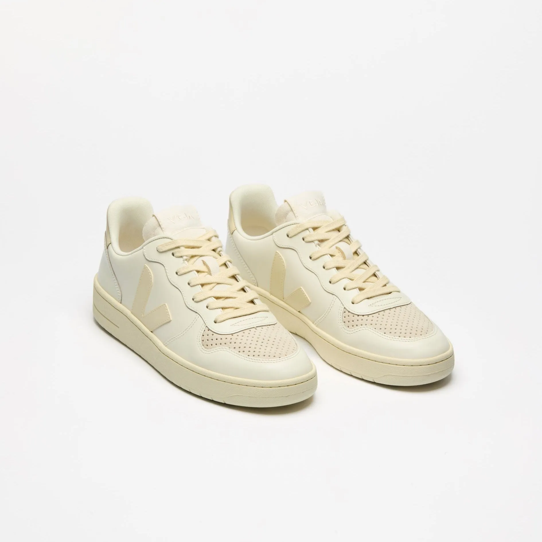 V-10 Leather Sneaker (Pure Calcaire)